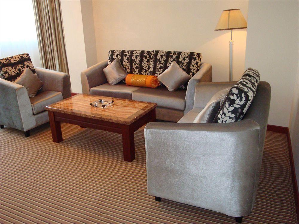 Guangzhou Minghong Hotel Ngoại thất bức ảnh